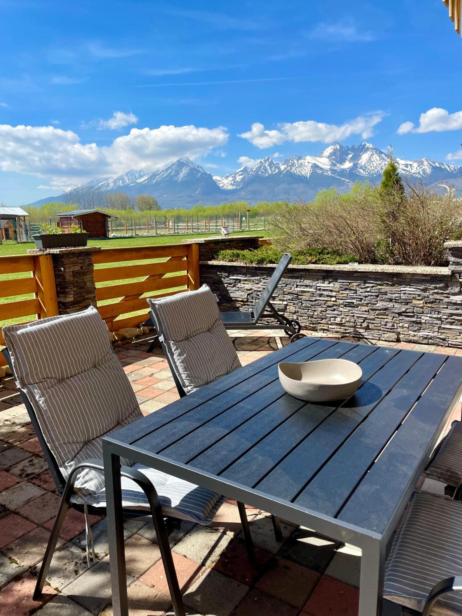 Apartment Jenny- Stunning View Of High Tatras ヴェルカー・ロムニツァ エクステリア 写真