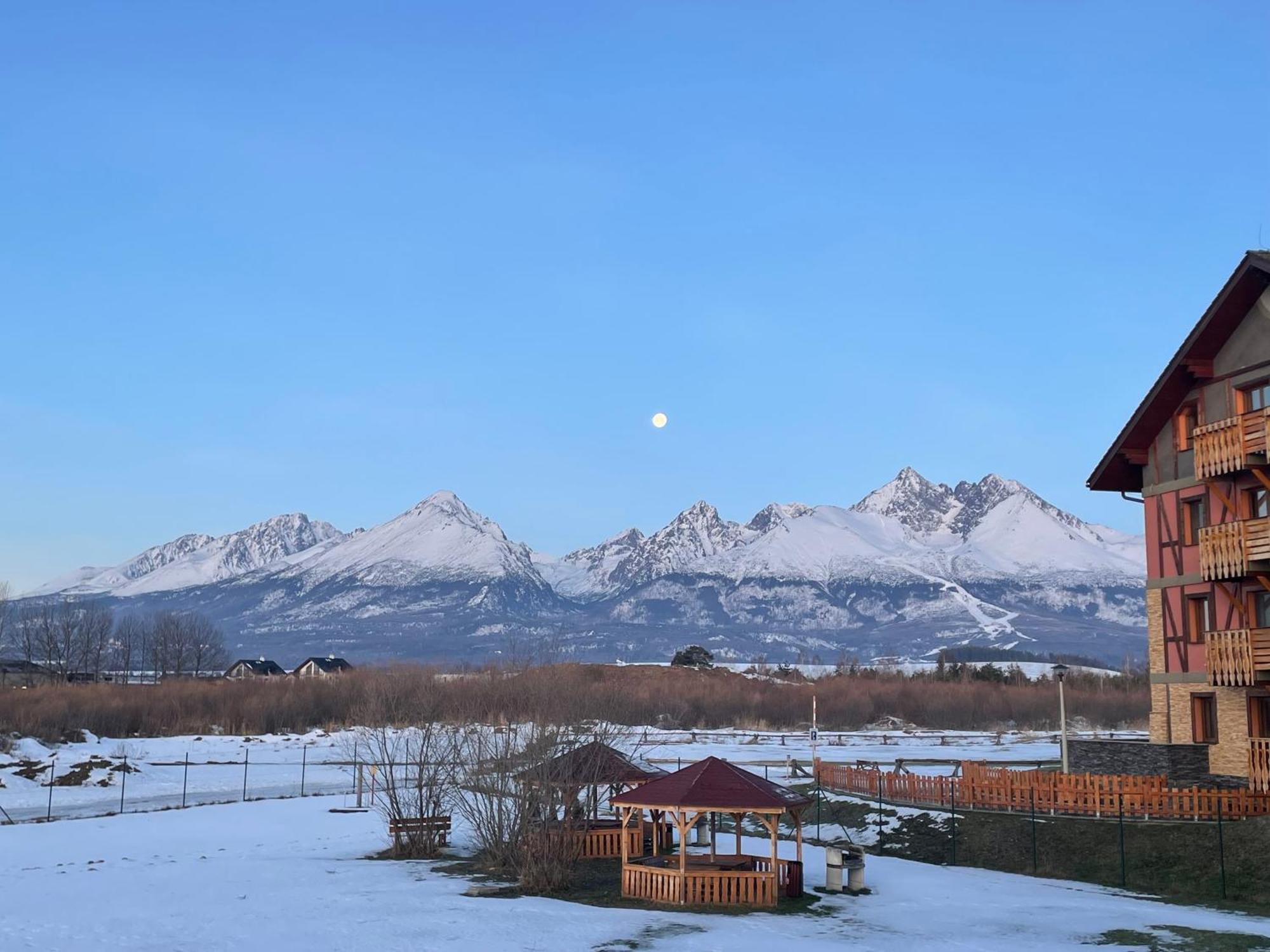 Apartment Jenny- Stunning View Of High Tatras ヴェルカー・ロムニツァ エクステリア 写真